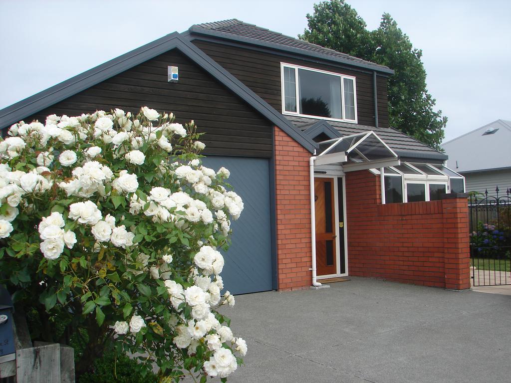 Aroha Riccarton Bed And Breakfast Christchurch Extérieur photo