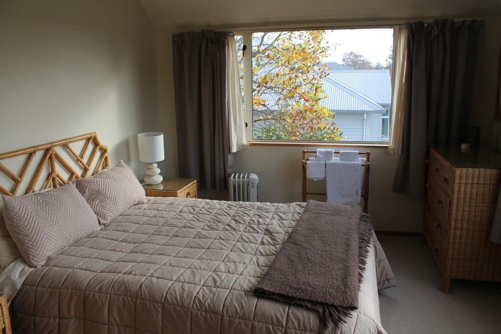Aroha Riccarton Bed And Breakfast Christchurch Extérieur photo