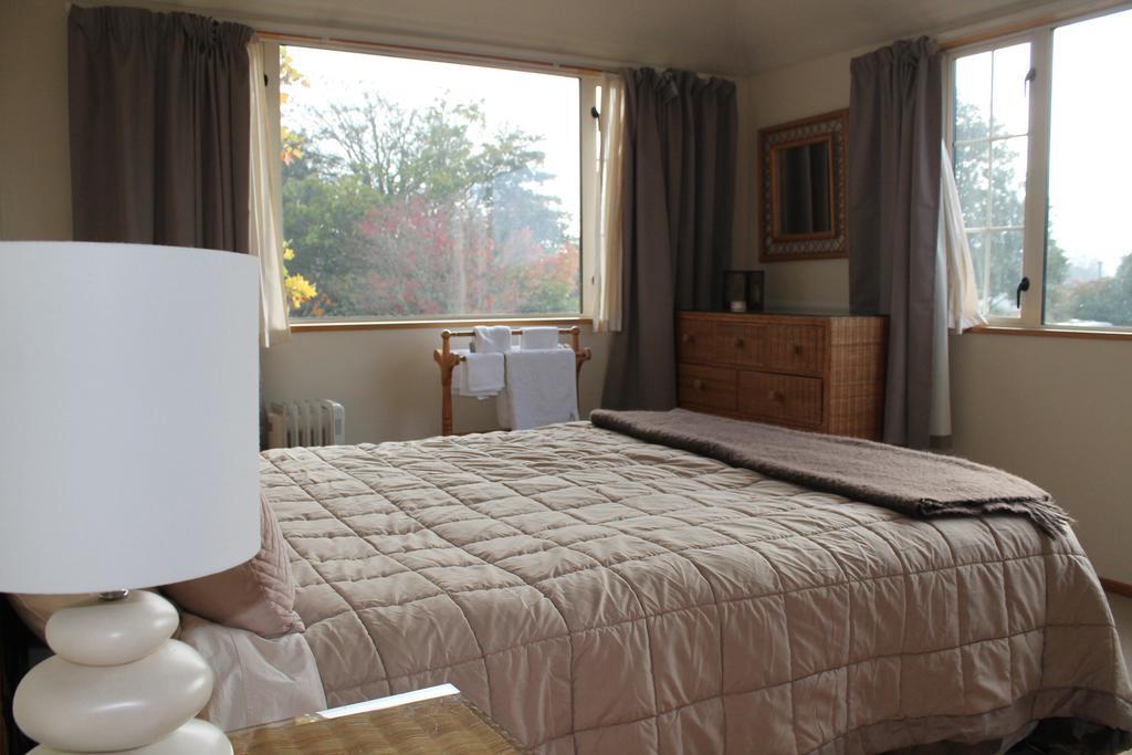 Aroha Riccarton Bed And Breakfast Christchurch Extérieur photo